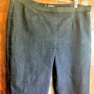 Tahari flat front jeans with side zip +ankle zip